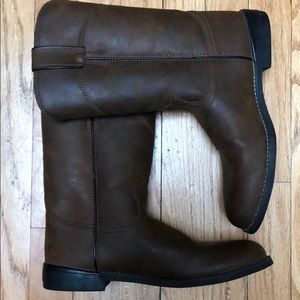 Justin Ropers Brown Basics Boots Size 8B